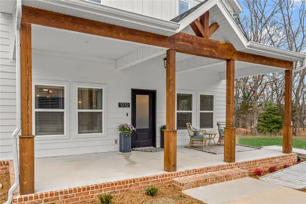 1232 Fillmore Street, Bentonville, AR 72712