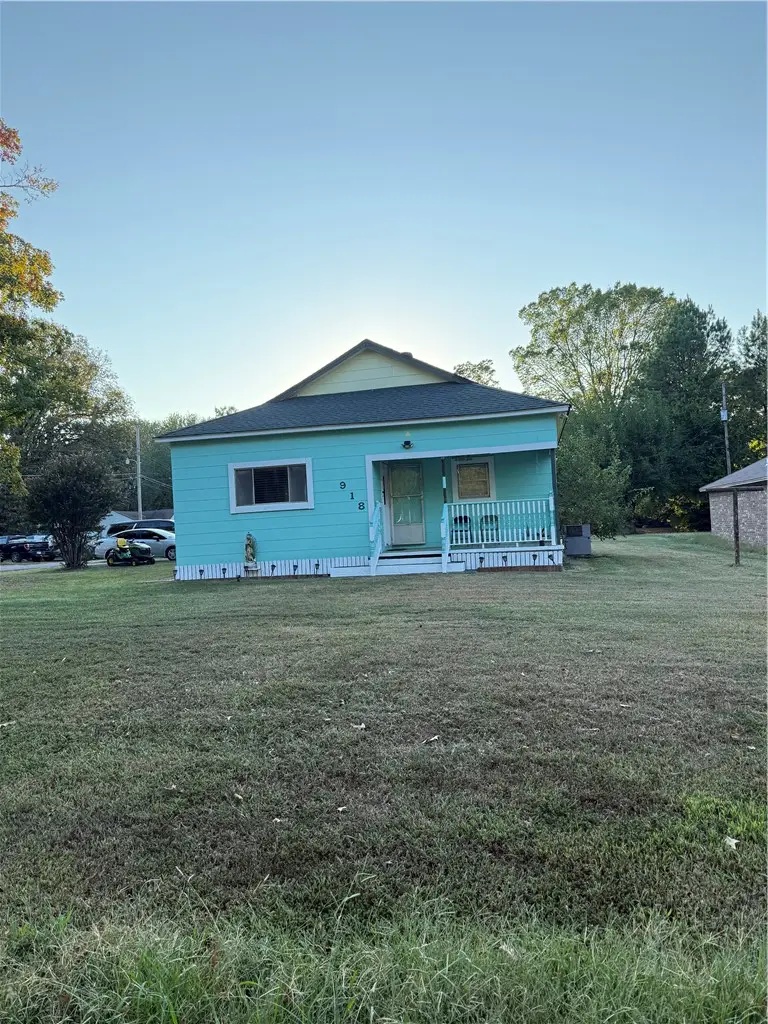 918 S Hartford Avenue, Russellville, AR 72801 - #1