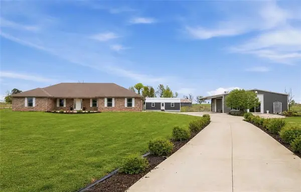 562 Rheas Mill Road, Farmington, AR 72730