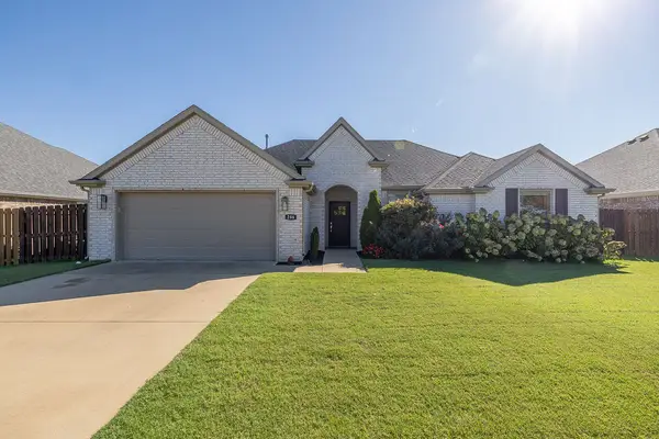 286 Benchmark Lane, Fayetteville, AR 72704
