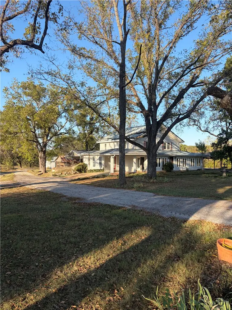 696 N Highway 21 Highway, Berryville, AR 72616 - #1