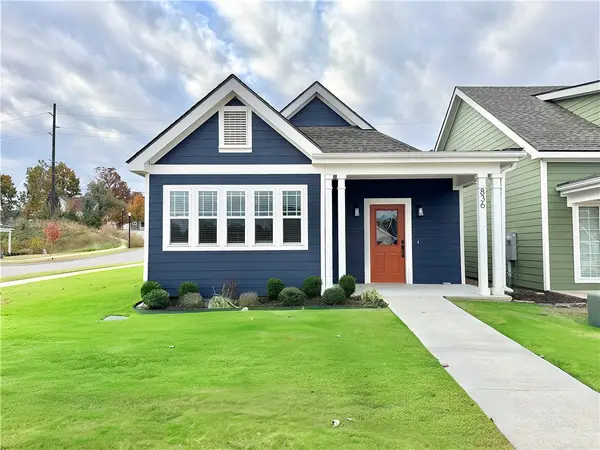 836 NE Heights Lane, Bentonville, AR 72712