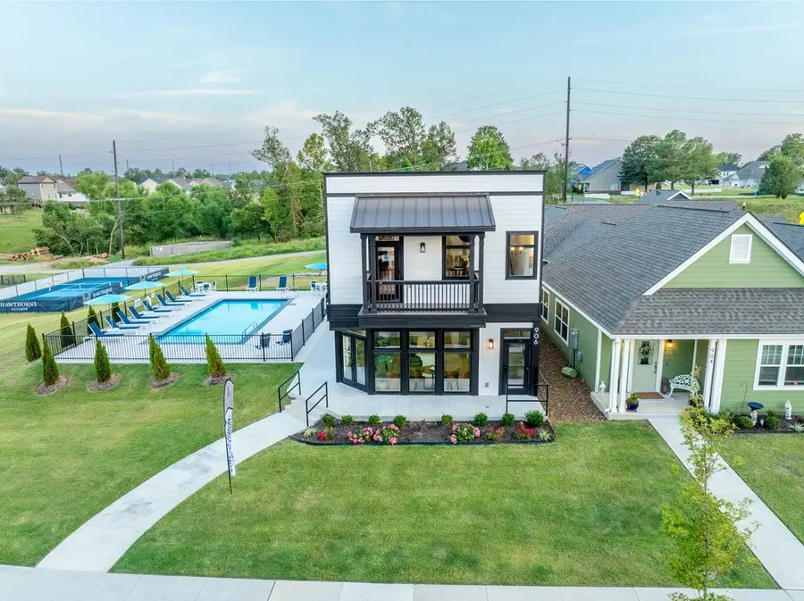 836 NE Heights Lane, Bentonville, AR 72712 - #3