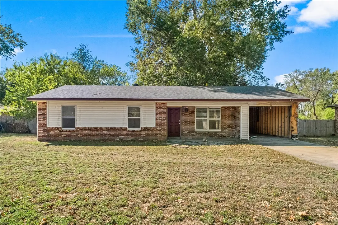 2202 9th Street, Bentonville, AR 72712 - #1