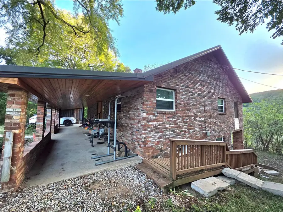 18189 Belshire Road, Prairie Grove, AR 72753 - #2