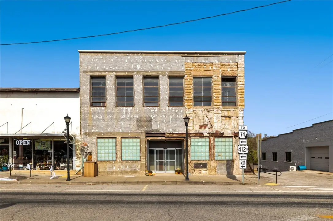 103 War Eagle Avenue, Huntsville, AR 72740 - #1