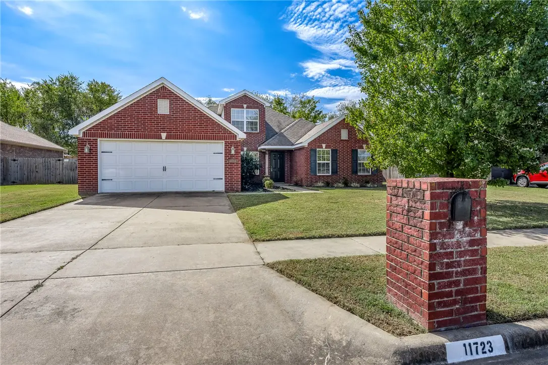 11723 E Creek Lane, Farmington, AR 72730 - #1