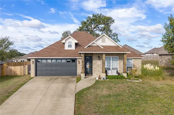 2511 Dava Street, Van Buren, AR 72956