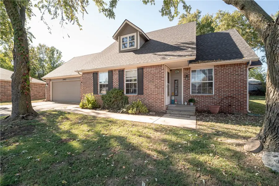 2902 Levi Lane, Bentonville, AR 72712 - #3