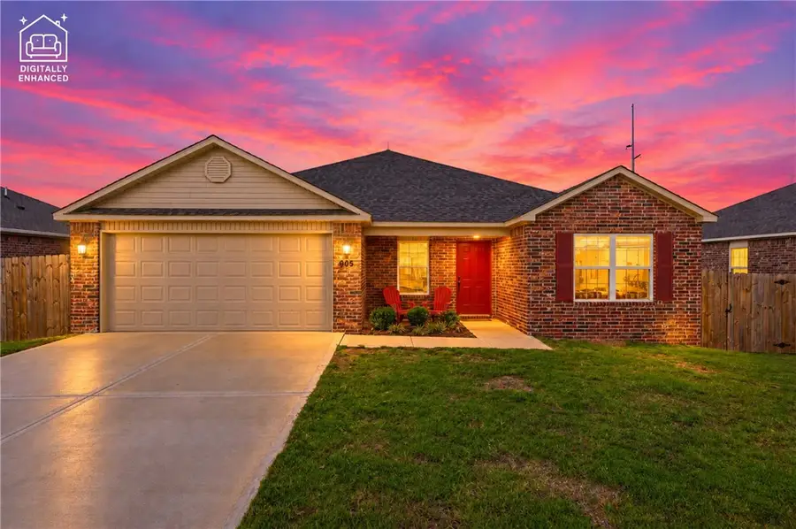 905 W Aiden Drive, Siloam Springs, AR 72761 - #2