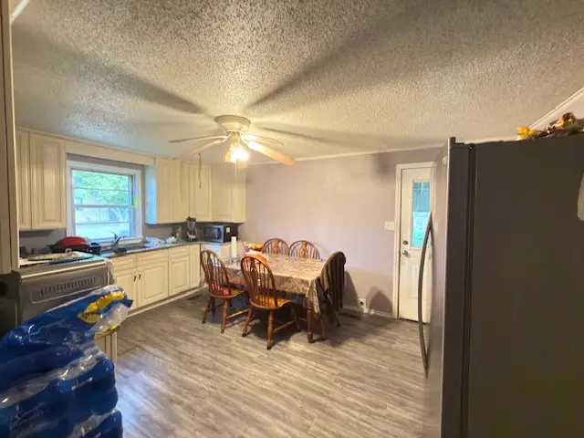 401 Locust Street, Dardanelle, AR 72834 - #3