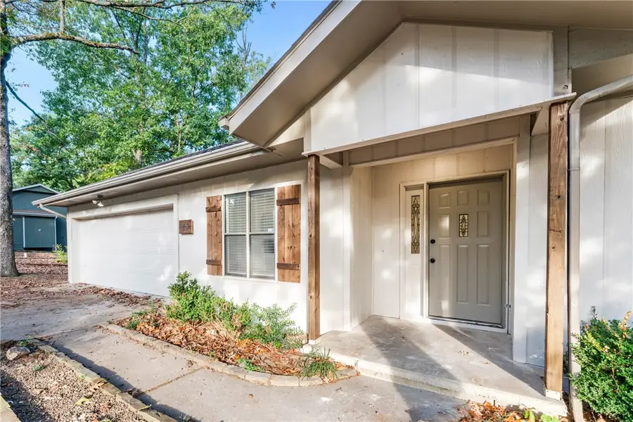 23 Hatcher Drive, Bella Vista, AR 72715 - #2