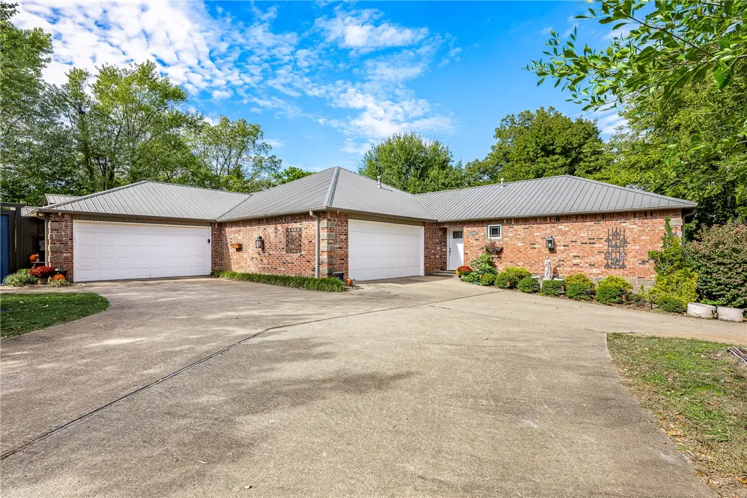 2493 & 2495 N Jeremiah Place, Fayetteville, AR 72704 - #1