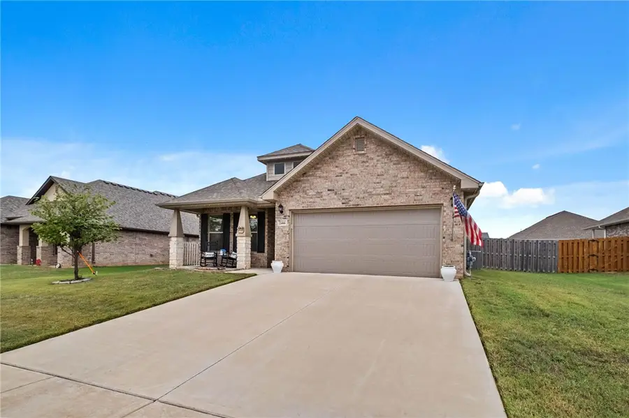 2406 Armstrong Lane, Pea Ridge, AR 72751 - #3