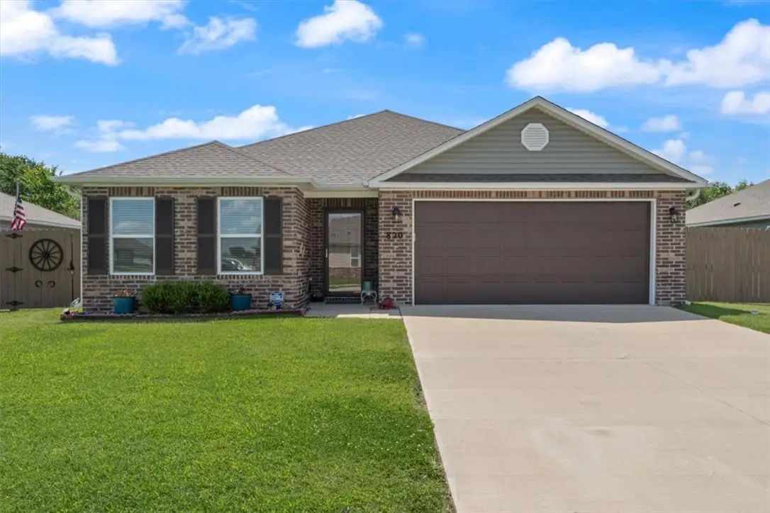 820 S Excelsior Drive, Siloam Springs, AR 72761 - #1