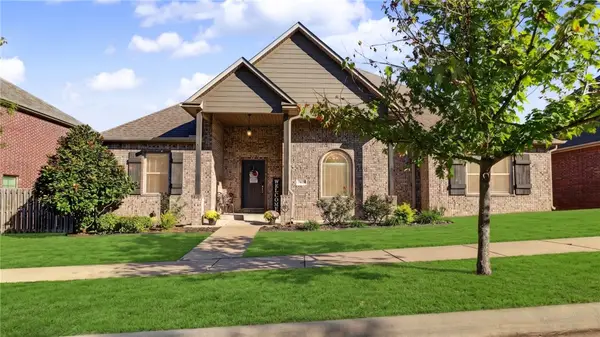 3050 E History Street, Fayetteville, AR 72701