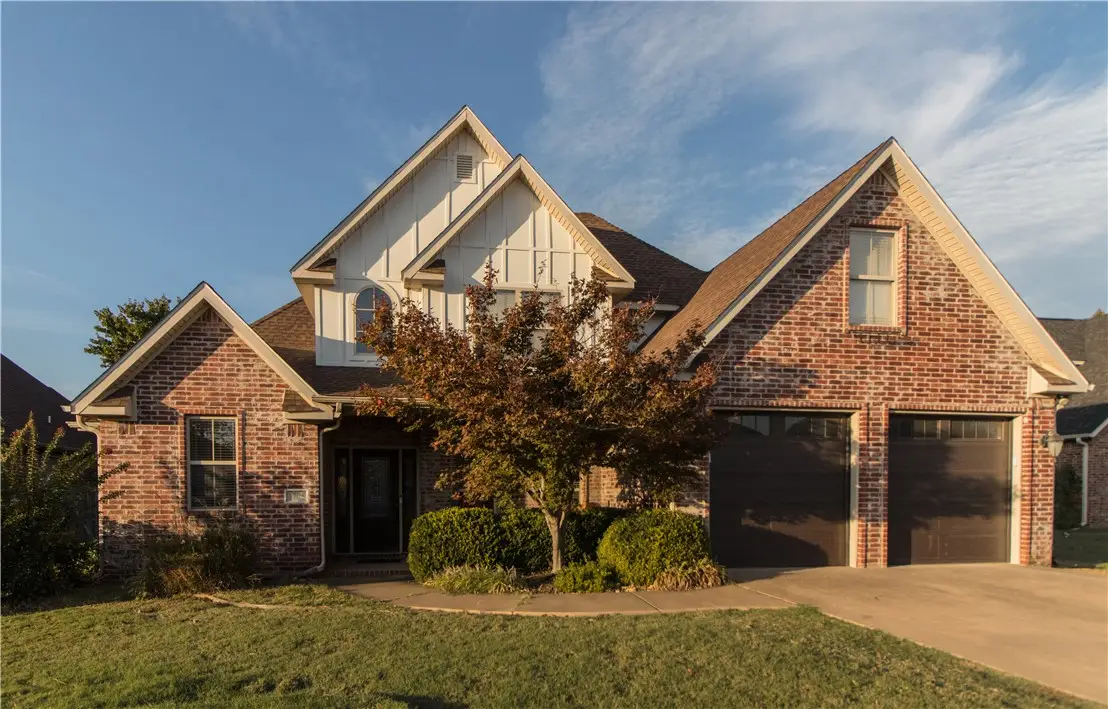 1705 W Cunningham Avenue, Rogers, AR 72758 - #1