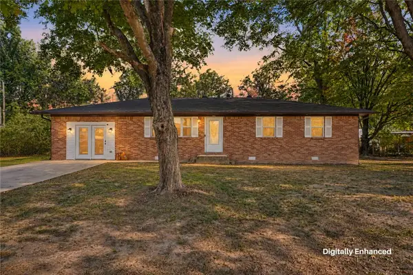1050 Asboth Street, Pea Ridge, AR 72751