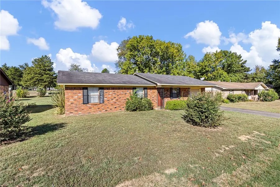 1108 S Muskogee Avenue, Russellville, AR 72801 - #2