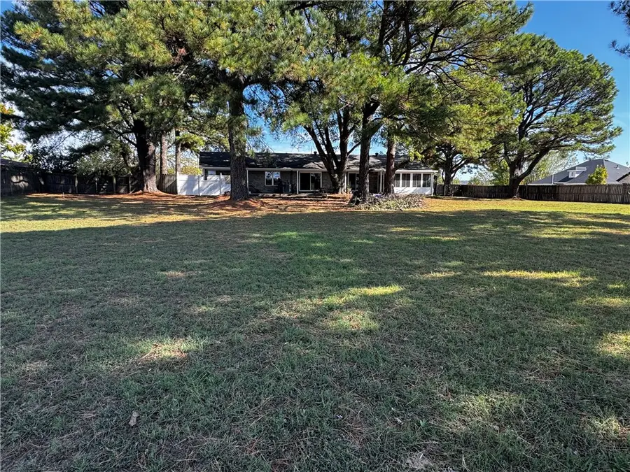 397 N 54th Avenue, Fayetteville, AR 72704 - #2