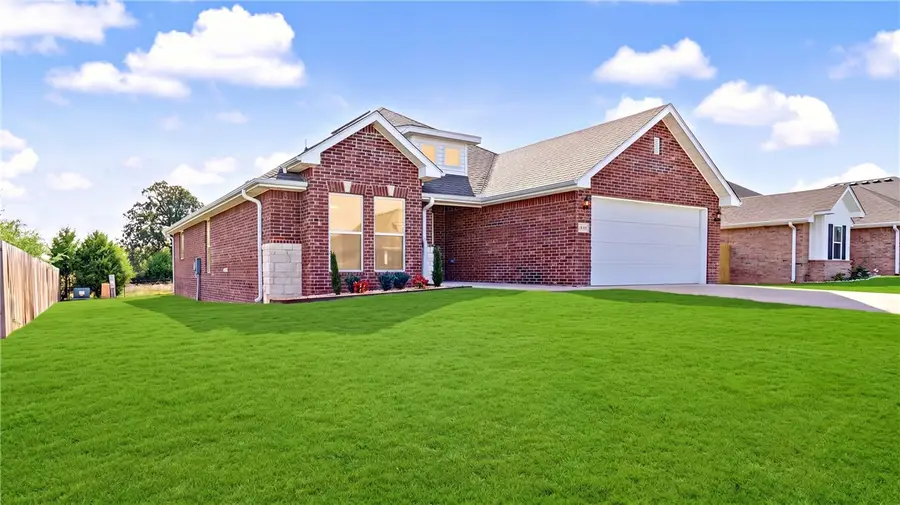 5419 Clear Springs Avenue, Springdale, AR 72762 - #3