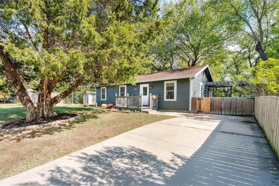 2018 S Custer Lane, Fayetteville, AR 72701 - #2