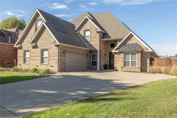 2343 Berkleigh Drive, Fayetteville, AR 72704