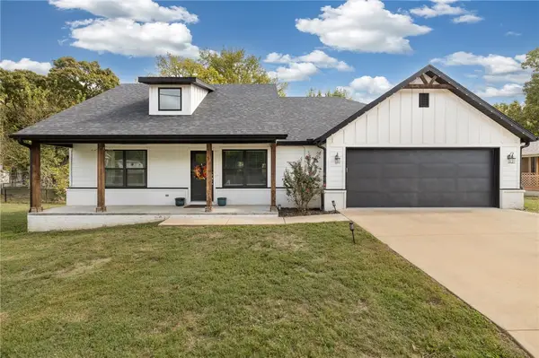 1164 Davis, Pea Ridge, AR 72751