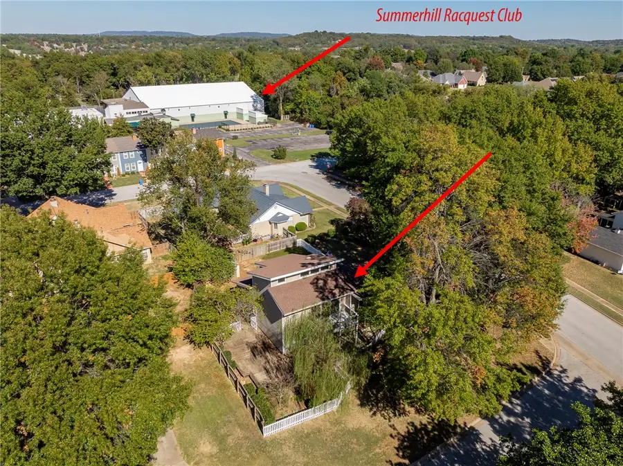 1380 Oxford Place, Fayetteville, AR 72703 - #2