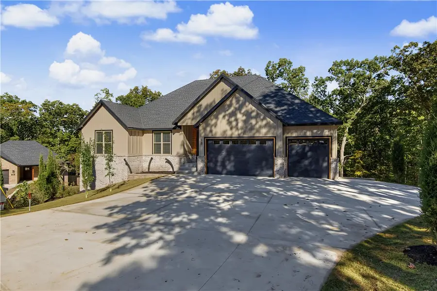 18 Moniave Lane, Bella Vista, AR 72715 - #2
