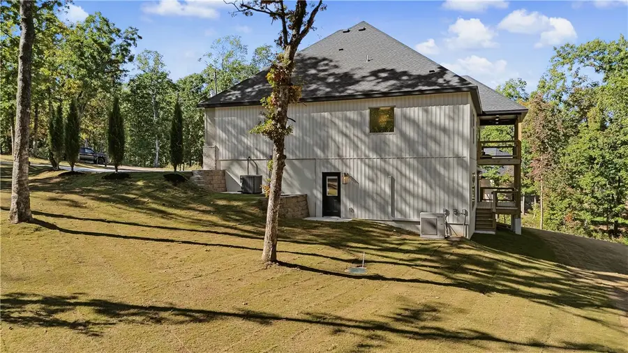 18 Moniave Lane, Bella Vista, AR 72715 - #3
