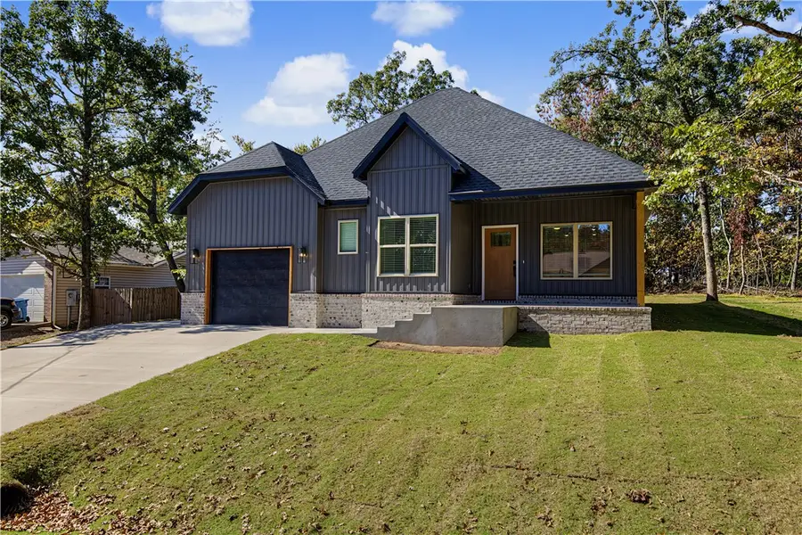 2 Whalsay Lane, Bella Vista, AR 72715 - #2