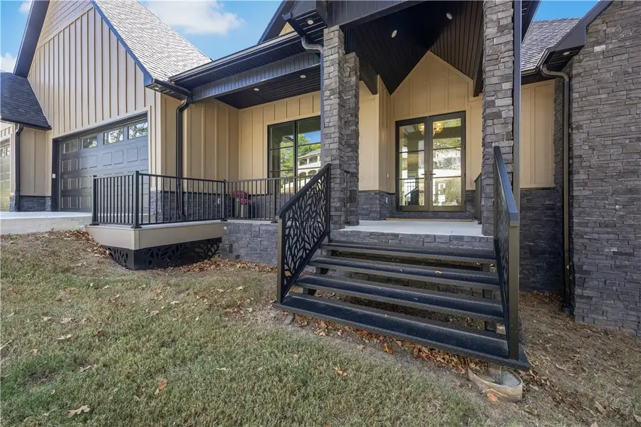 677 N Cliffside Drive, Fayetteville, AR 72701 - #3
