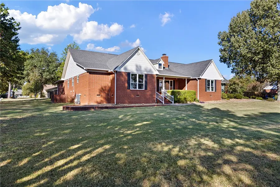 255 Hilltop Drive, Russellville, AR 72802 - #3