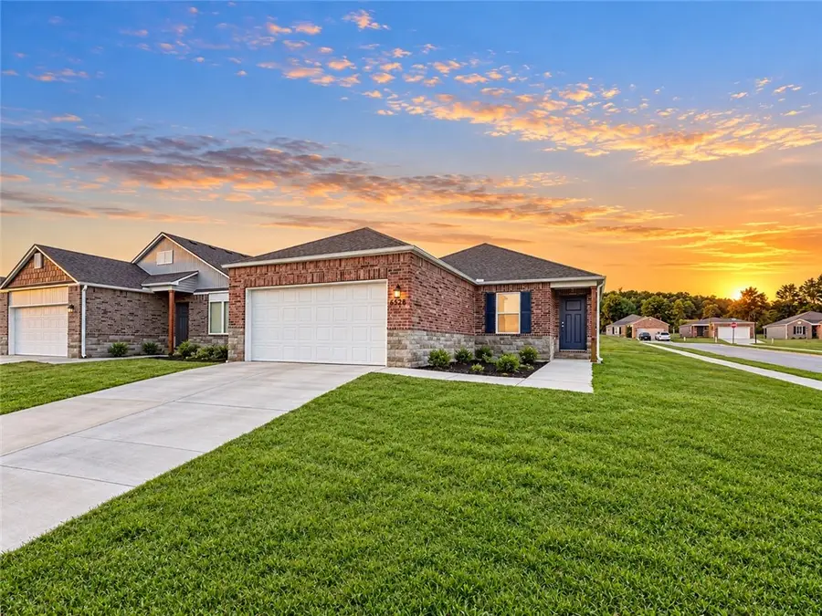 5528 Steamboat Avenue, Springdale, AR 72764 - #2