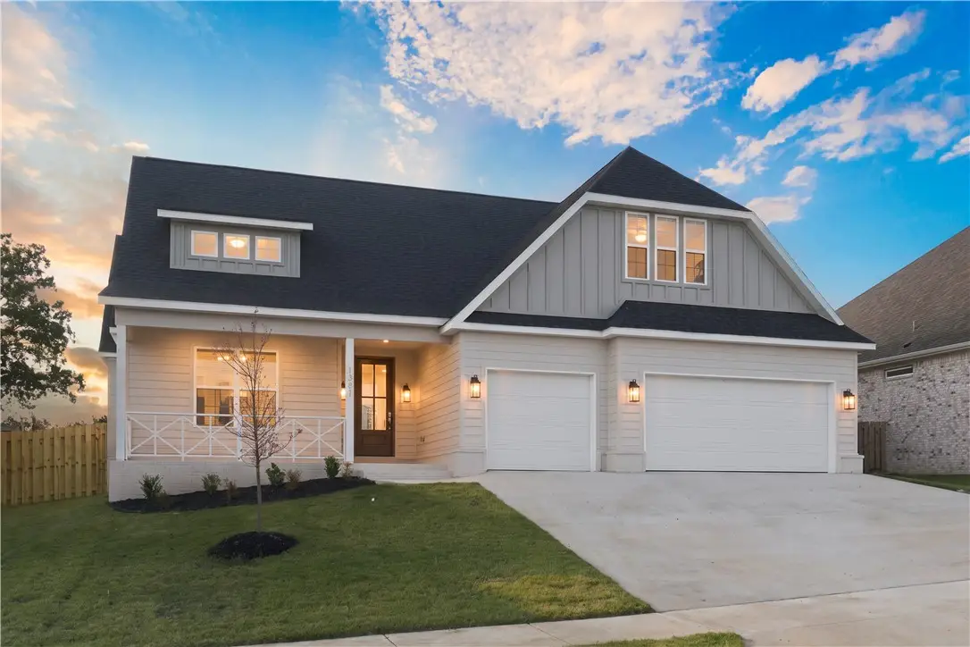 1397 Padova Avenue, Tontitown, AR 72762 - #1