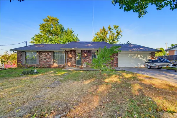 2904 Osage Drive, Springdale, AR 72764