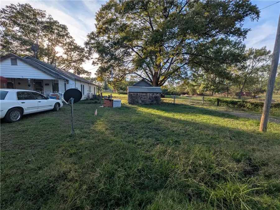 706 Bell Street, Coal Hill, AR 72832 - #2