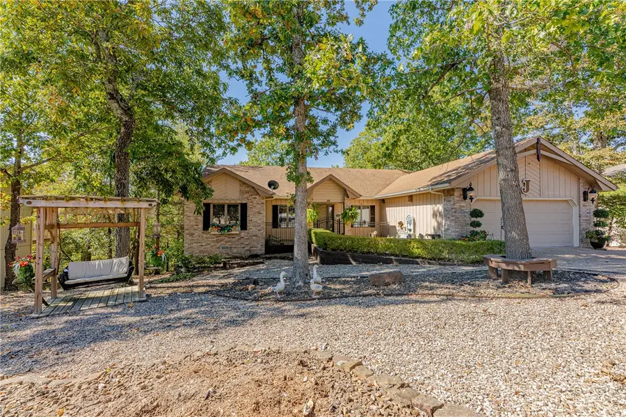 28 Cambria Drive, Bella Vista, AR 72715 - #2