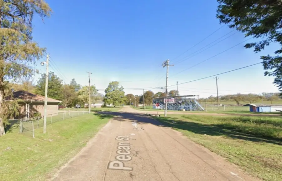 1417 Pecan, Helena, AR 72342 - #3