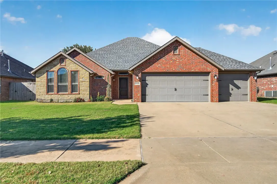 1910 SW Cypress Street, Bentonville, AR 72712 - #1