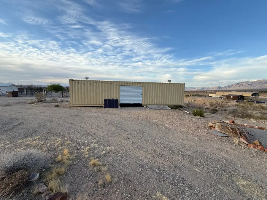 938 E Red Hawk Rd, Littlefield, AZ 86432 - Image #3