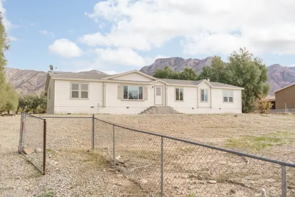 404 N Shadow Mountain Ln, Littlefield, AZ 86432