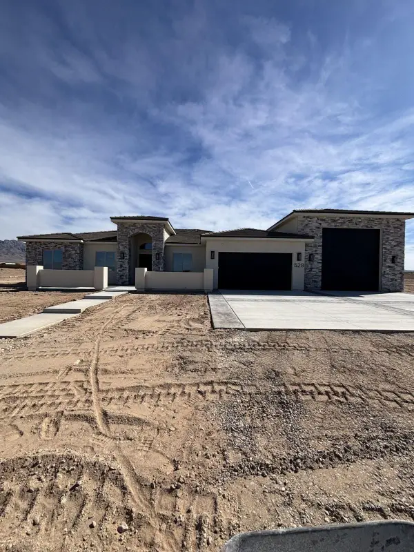 528 E Alger Dr, Littlefield, AZ 86432