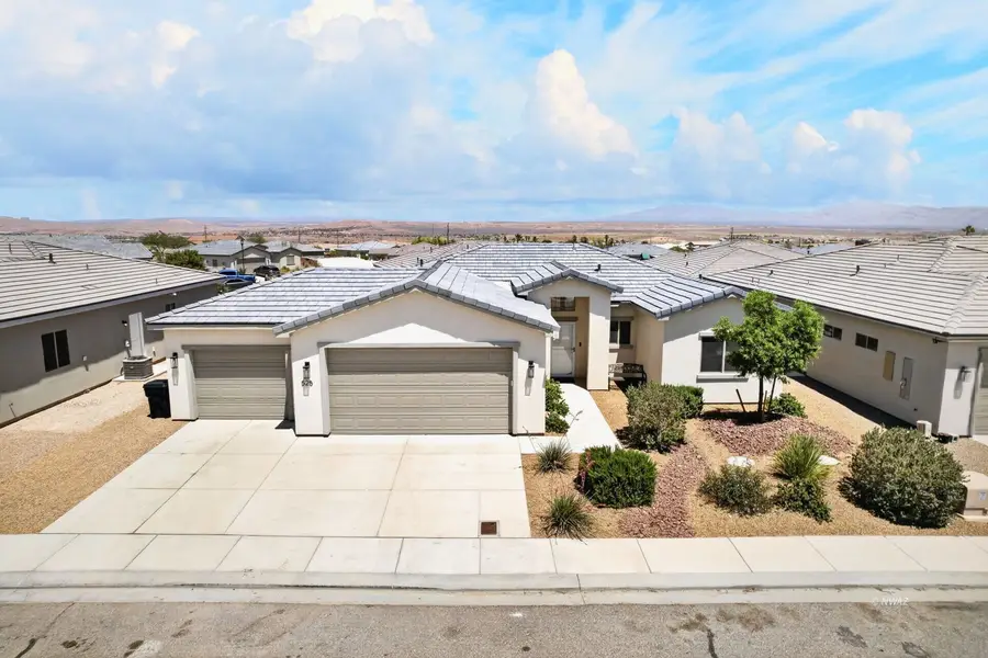 525 E River View Dr, Littlefield, AZ 86432 - #2