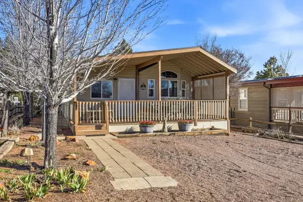 2218 Rodeo Road, Overgaard, AZ 85933