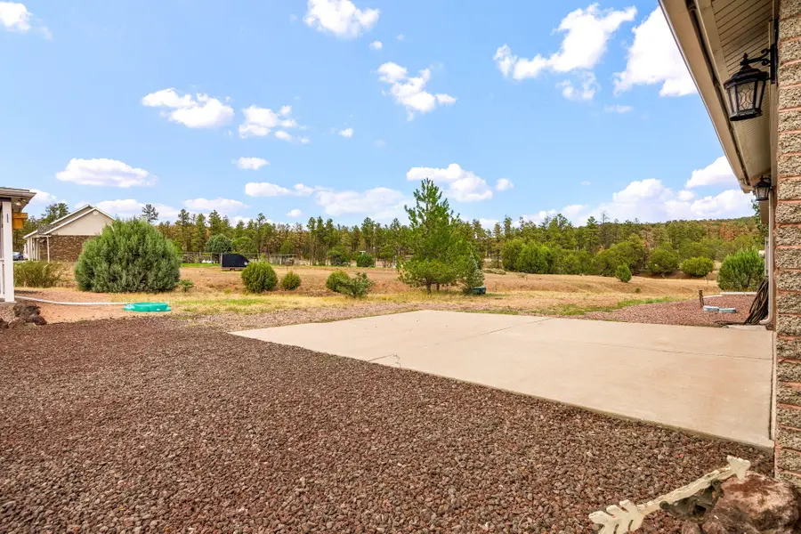 5330 April Place, Show Low, AZ 85901 - #3