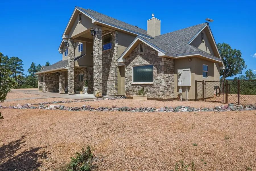 200 W Briggs Circle, Star Valley, AZ 85541 - #2