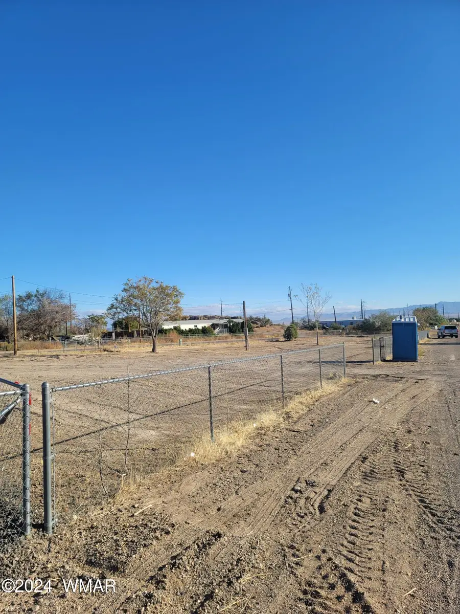 721 Sunrise Avenue, Kingman, AZ 86409 - Image #3