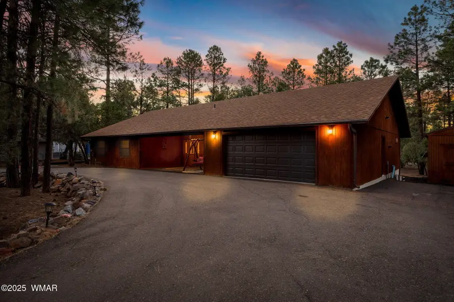 2202 Forest Park Drive, Overgaard, AZ 85933 - Image #3